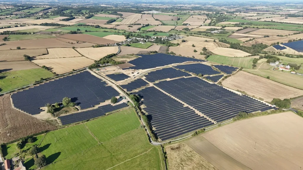 Las grandes capacidades del parque solar de Atrato Onsite Energy