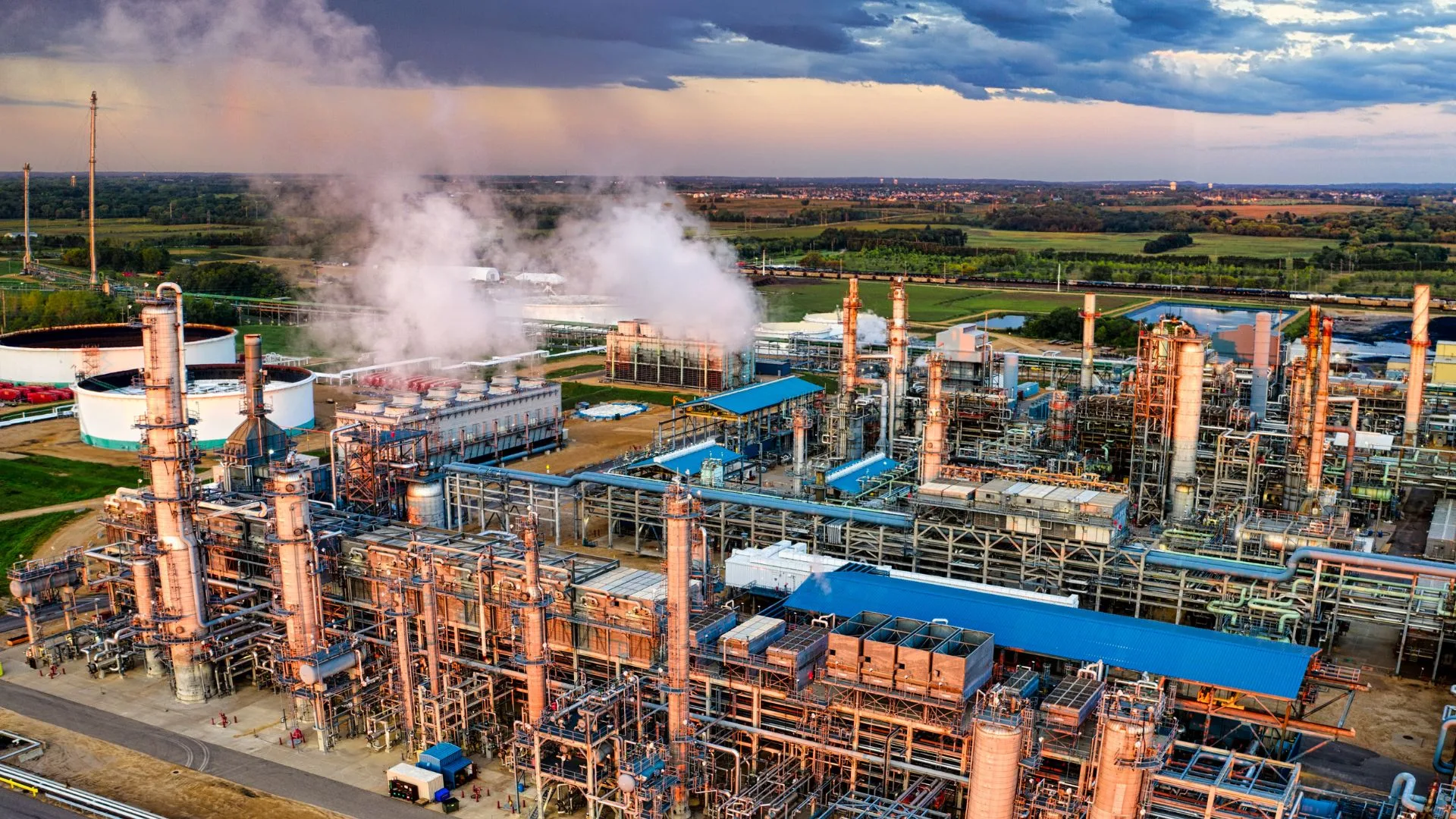 Las decisiones sobre las exenciones de cumplimiento para refinerías pequeñas