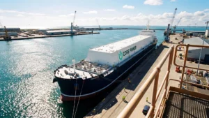 CORE POWER evalúa la viabilidad del reactor SMR mPower para centrales nucleares flotantes