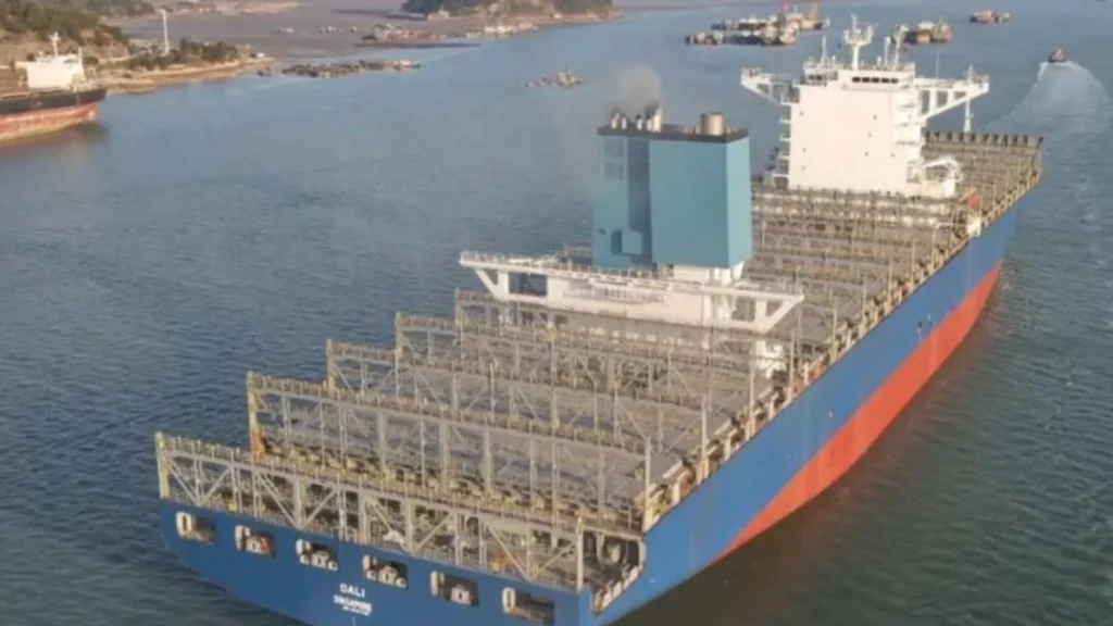 Las reparaciones del portacontenedores Dali fueron completadas con éxito