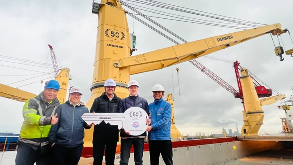 Liebherr achieves its 50th LS 250 crane with Briese Schiffahrt