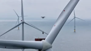 Ampelmann y RWE completan la prueba de drones de carga en el parque eólico Triton Knoll