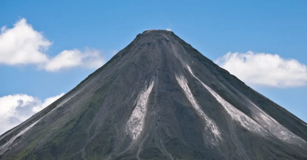 volcanes extintos y las tierras raras