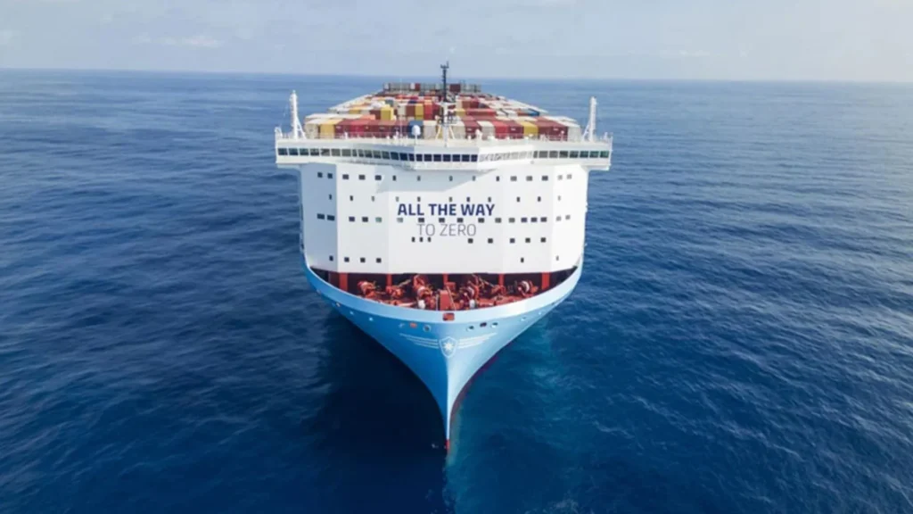 Maersk y Nike inaguran buque de combustible