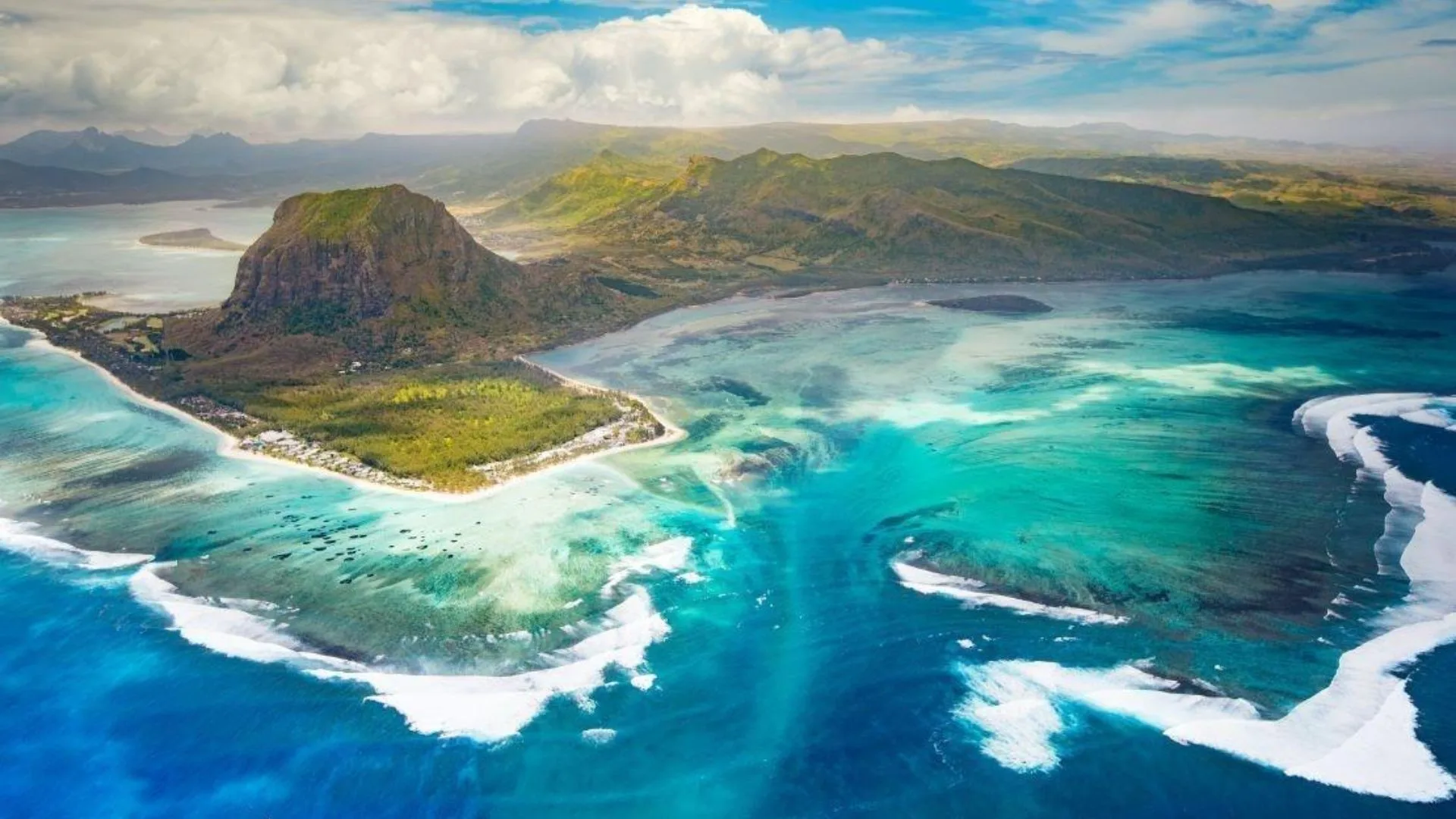 Mauricio conecta parque undimotriz