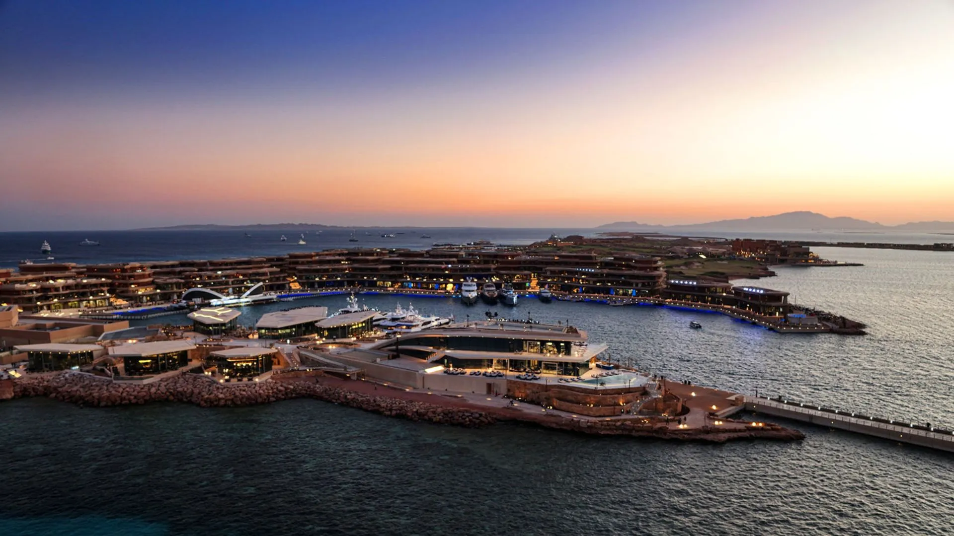 NEOM abre Sindalah en el Mar Rojo como destino de lujo