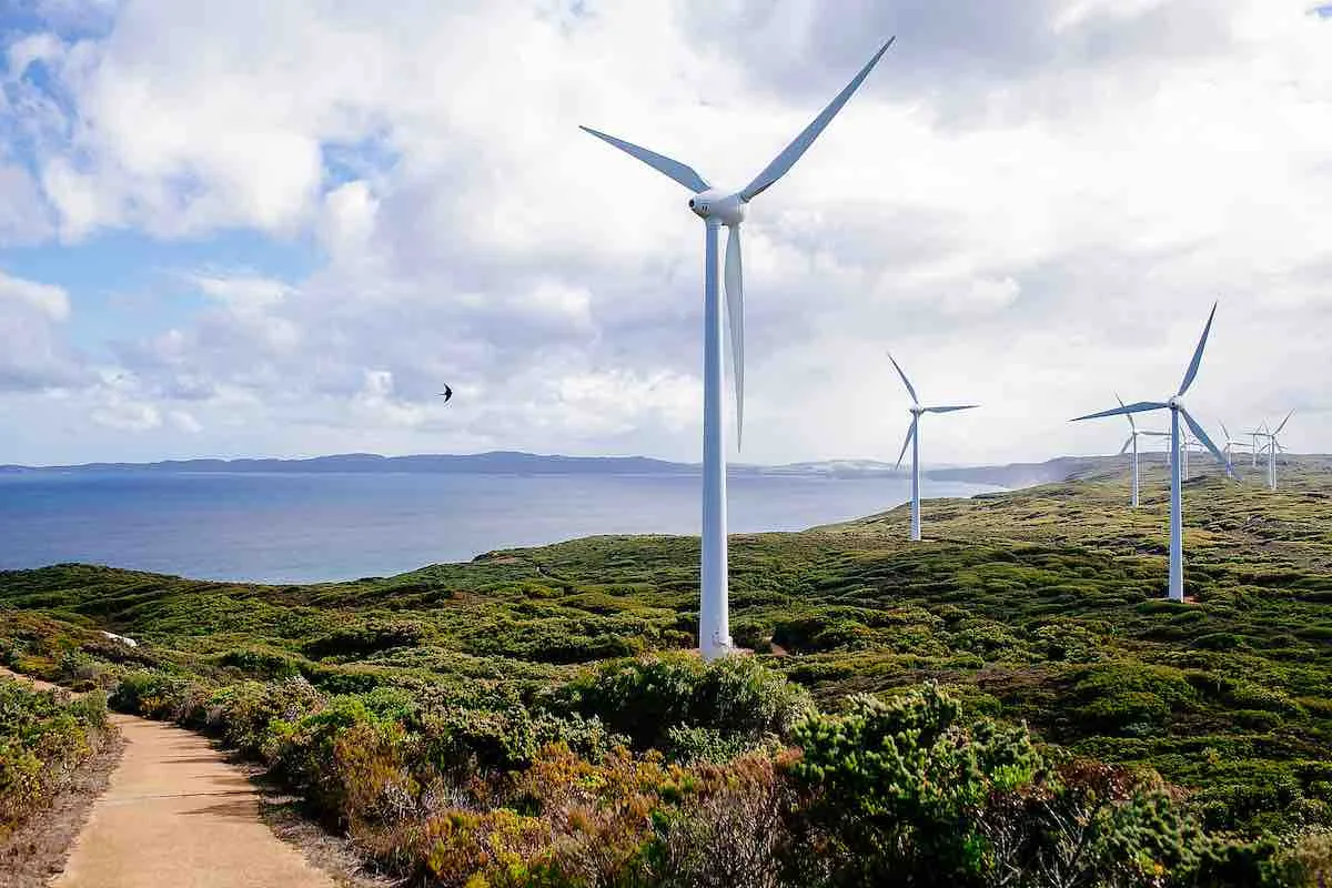 NTT DATA y ENGIE sellan alianza para garantizar energía renovable