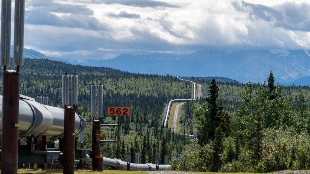 Trans-Alaska Pipeline seeks to renew its right-of-way until 2064