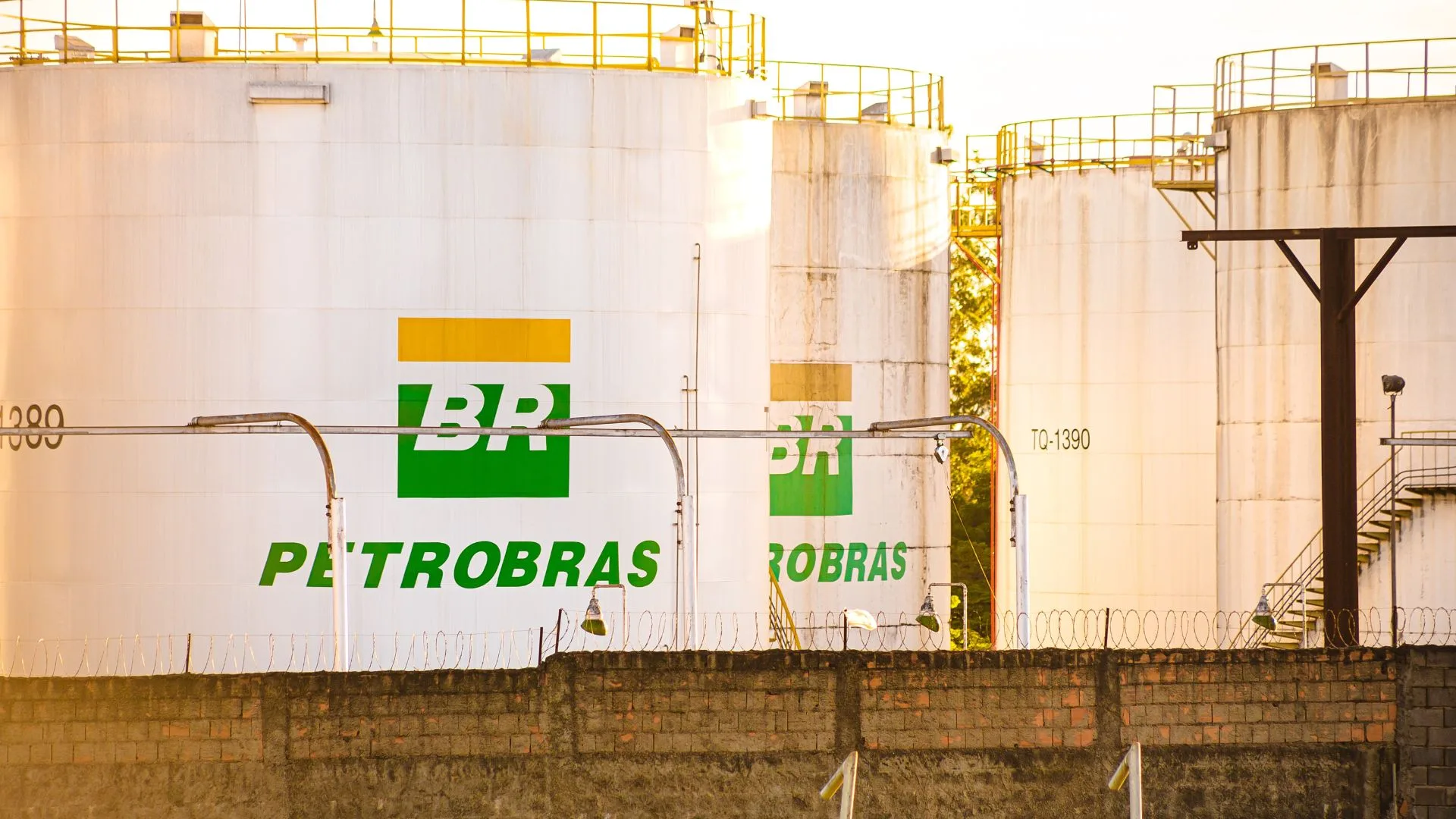 Petrobras excede sus metas con 200.000 barriles diarios adicionales