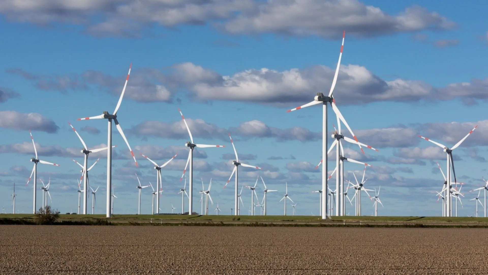 Germany pushes climate plan to cut emissions and fossil fuels