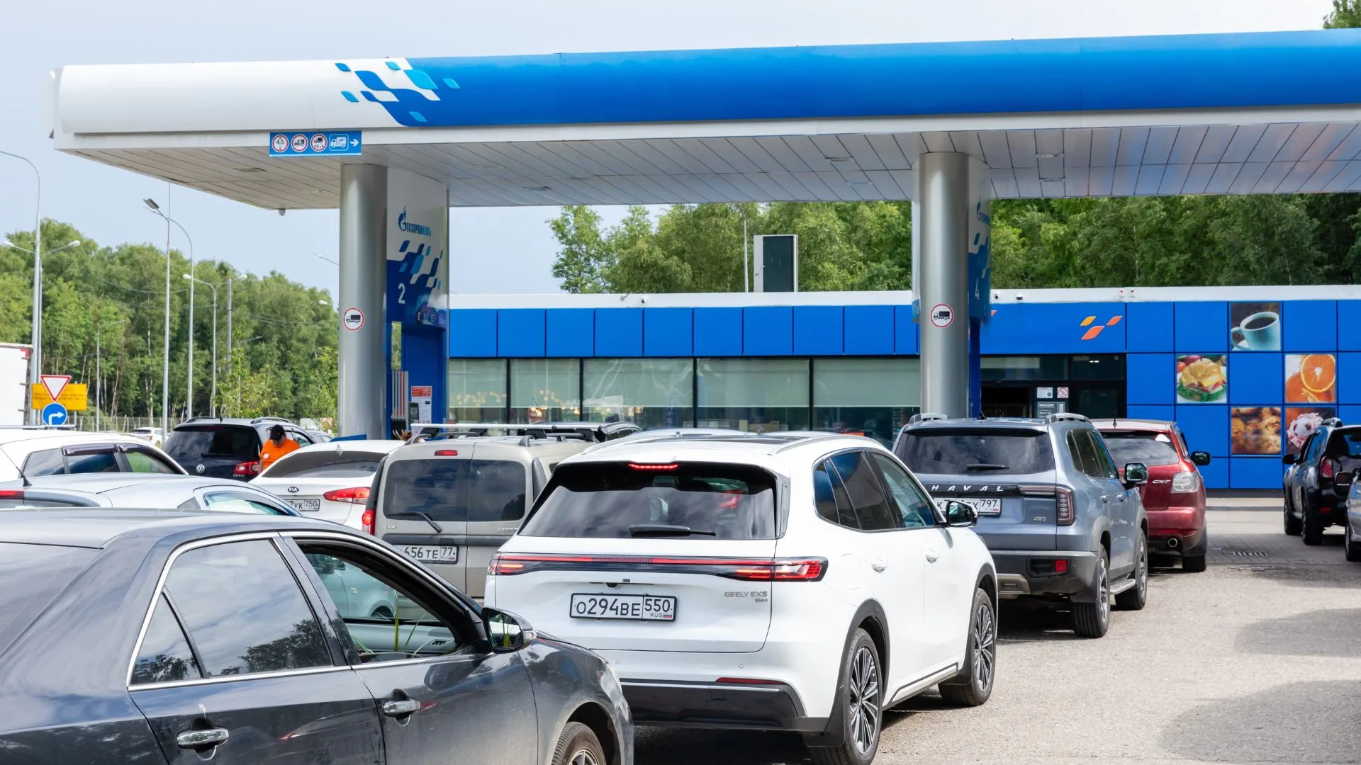 Precio de la gasolina en EE. UU. supera los US$4