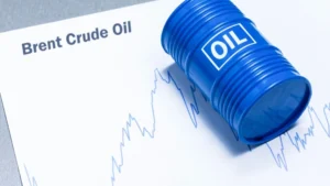 El precio del petróleo Brent podría superar los $100 por el cierre del estrecho de Ormuz