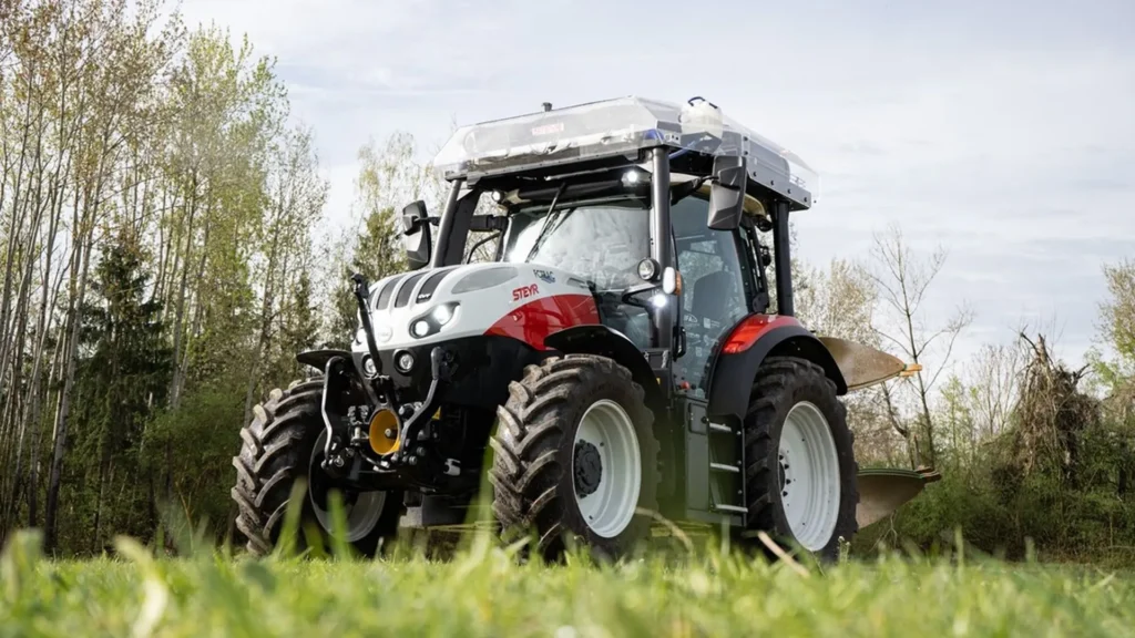 Presentan el proyecto FCTRAC un tractor STEYR propulsado por hidrógeno biogénico