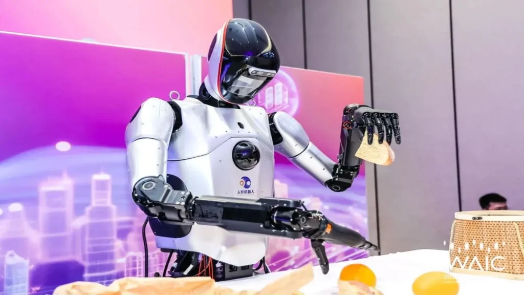 Presentan en China al robot Qinglong el primer humanoide de propósito general