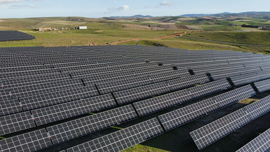 Q ENERGY promotes new large-scale solar parks in Andalusia
