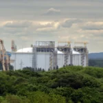 QatarEnergy extiende suspensión de GNL a Edison