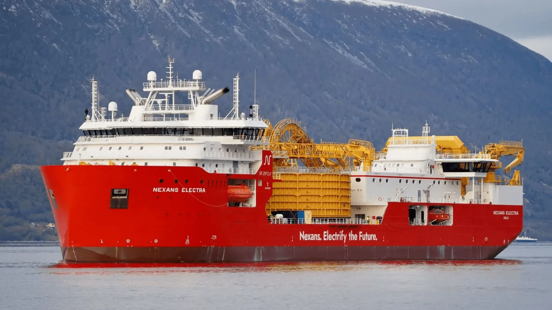 Red Rock certifica los sistemas de elevación del buque Nexans Electra tras pruebas en puerto