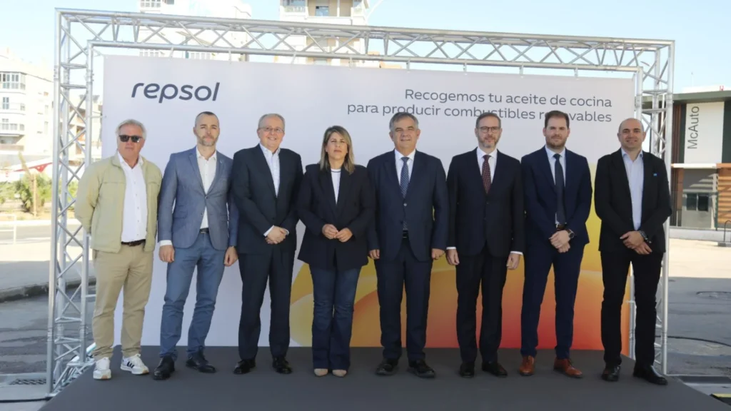 Cartagena collects domestic oil for biofuel production