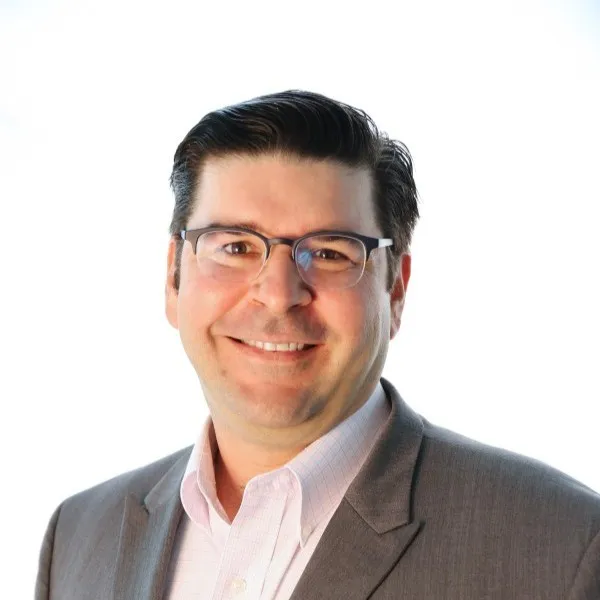 Author Robert Vaughn - Inspenet