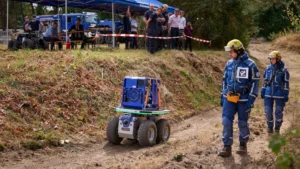 Un robot semiautónomo con IA mejora la logística en zonas de desastre