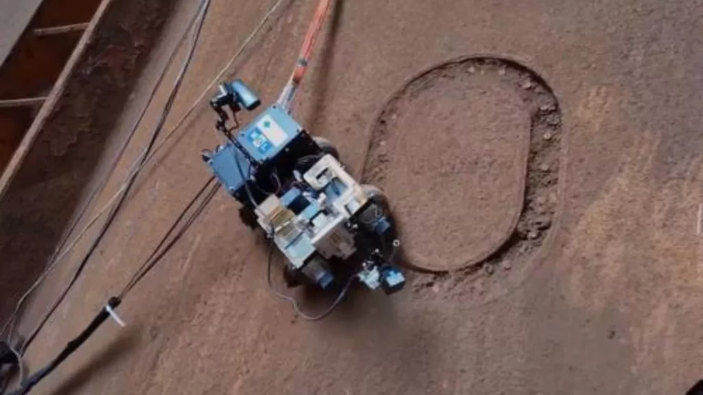 El robot trepador de paredes para inspección de buques