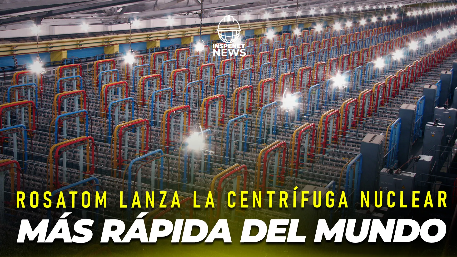 Vista interior de una planta de enriquecimiento de uranio con una fila de centrífugas de gas GC-10 desarrolladas por Rosatom, utilizadas para separación isotópica de uranio.