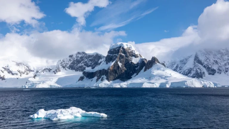 Reservas de petróleo y gas en la Antártida