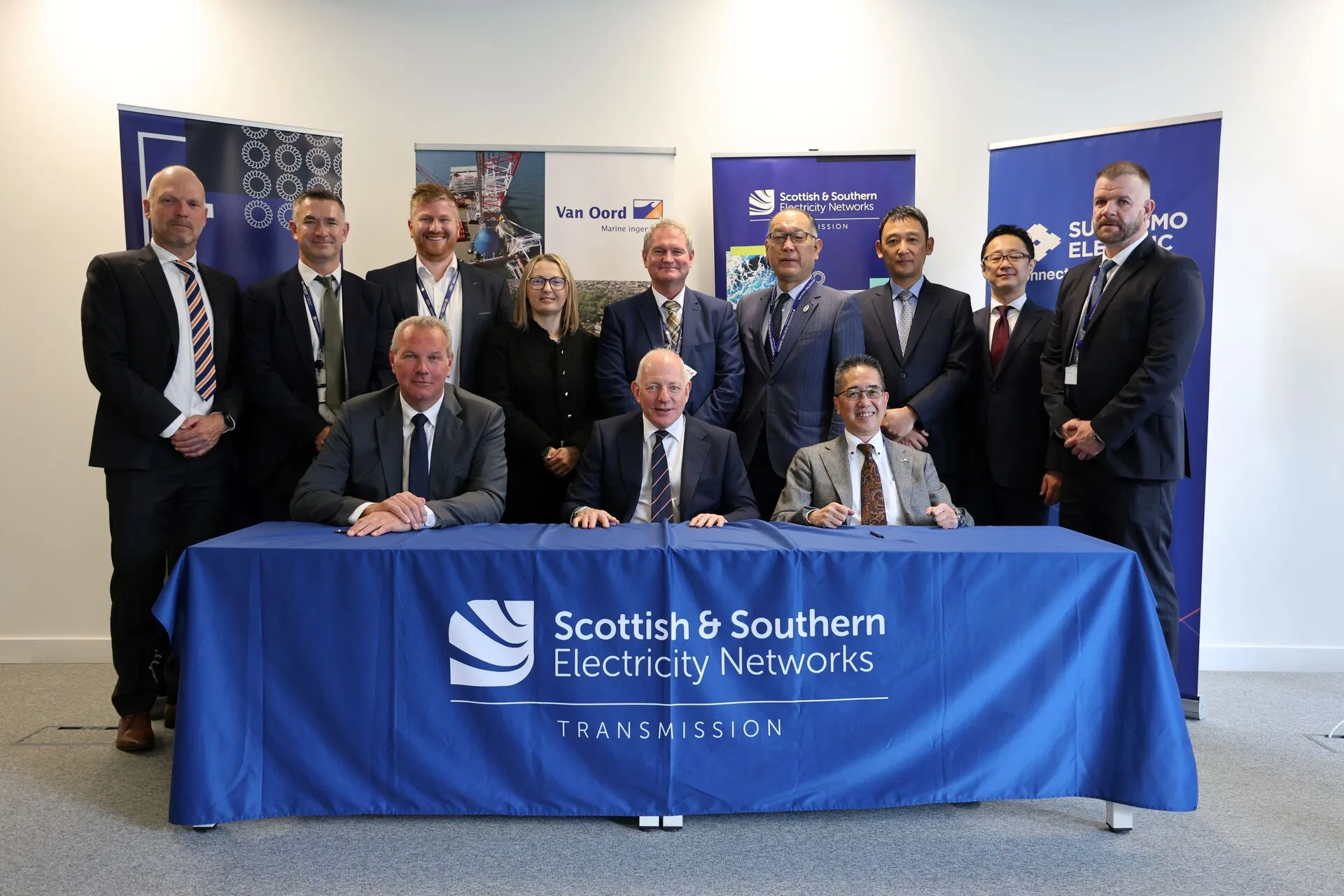 SSEN Transmission impulsa la red submarina HVDC de Escocia con un acuerdo estratégico