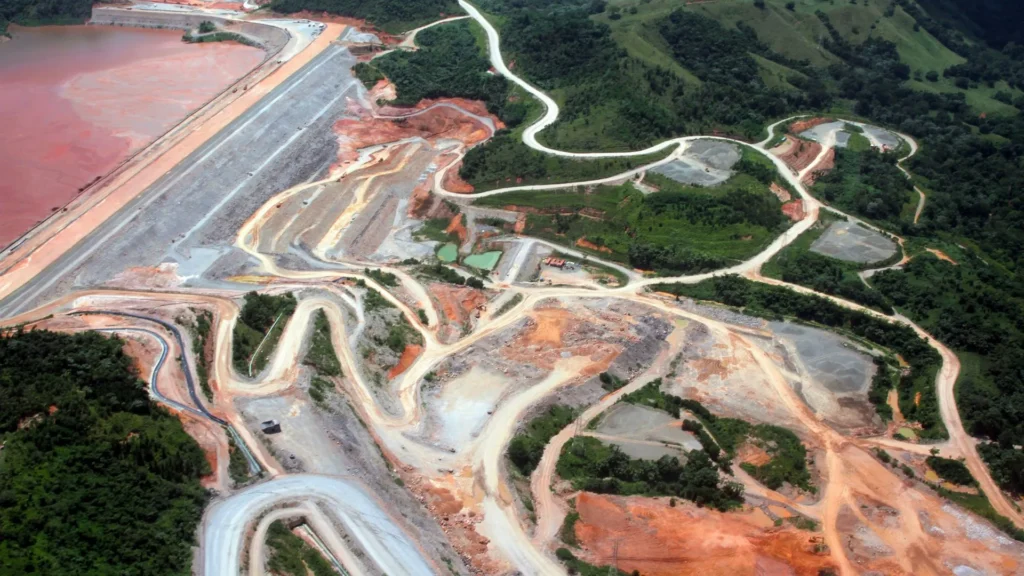 STLLR estima mas de 400 mil onzas de oro en relaves de Timmins