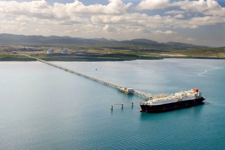 Santos suministrará 200 PJ de gas doméstico durante diez años para fortalecer la seguridad energética e impulsar inversiones en la cuenca de Cooper.
