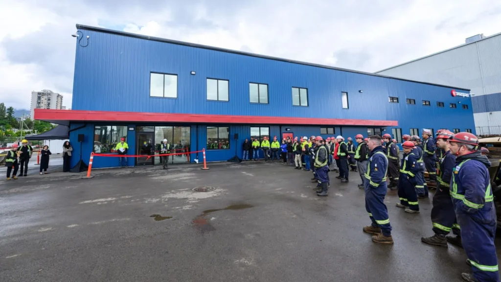 Seaspan inaugura edificio de operaciones navales en Vancouver