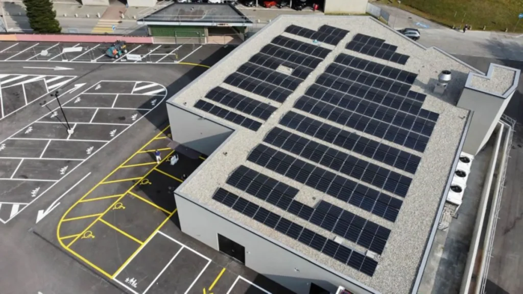 Serfontana shopping center achieves solar self-sufficiency