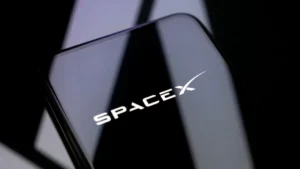 SpaceX seeks data from failed startups to train its AI