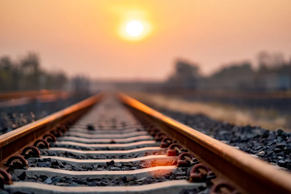 Suspenden el estreno comercial del tren solar de Argentina