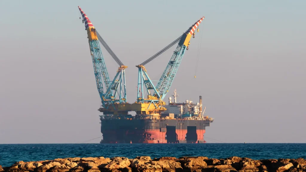 TotalEnergies promueve el suministro de GNL con el proyecto Cronos