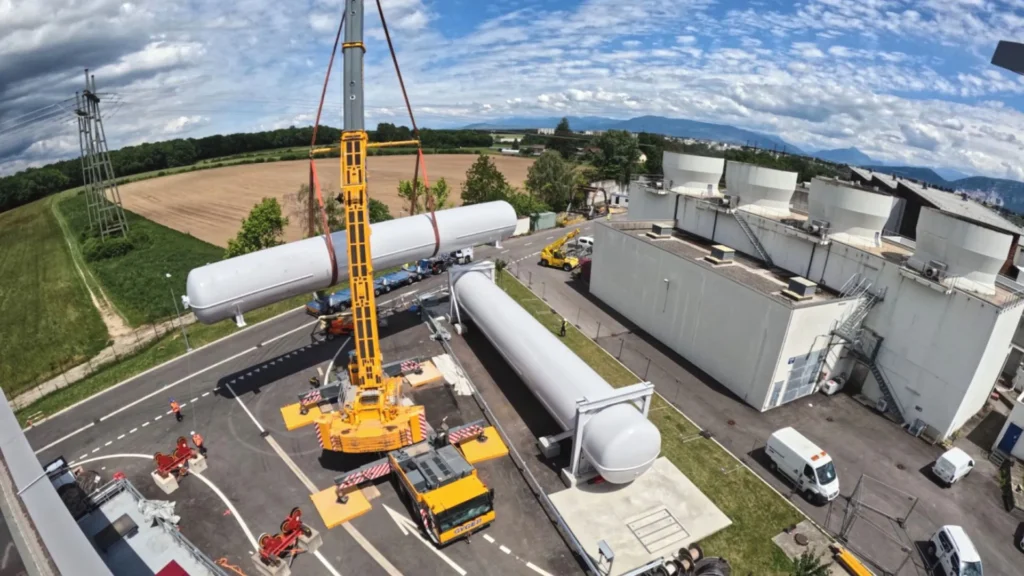 Una instalación de tanques de helio exitosa por CERN
