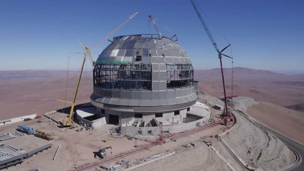 Una vista de ELT desde las alturas del desierto de Atacama