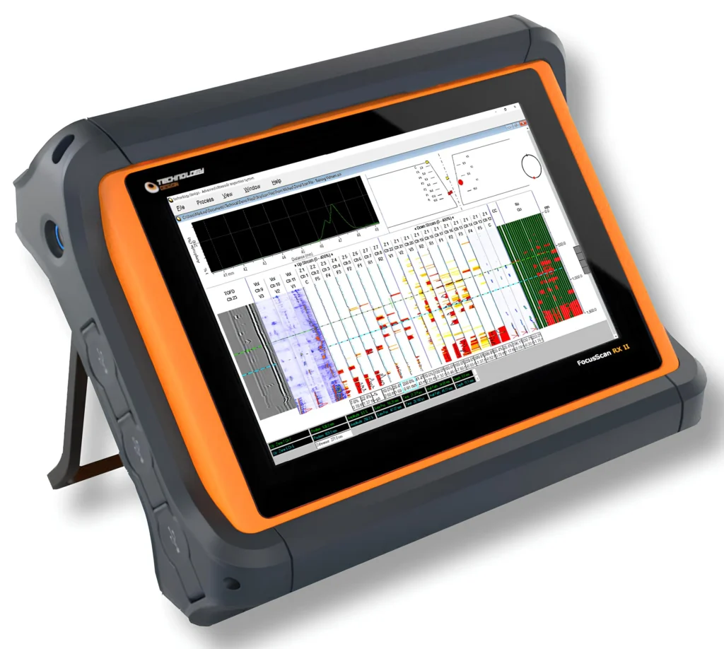 Unidad FSRX II FocusScan RX para adquisición y análisis de datos ultrasónicos en soldaduras industriales.