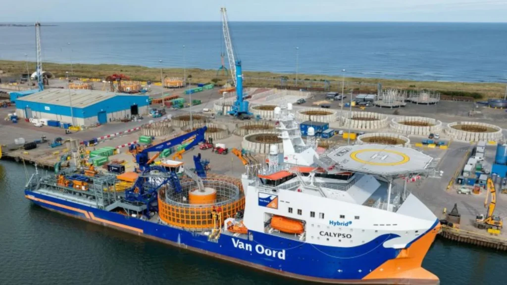 Van Oord prepara su buque Calypso para el parque eólico Sofía en el Reino Unido