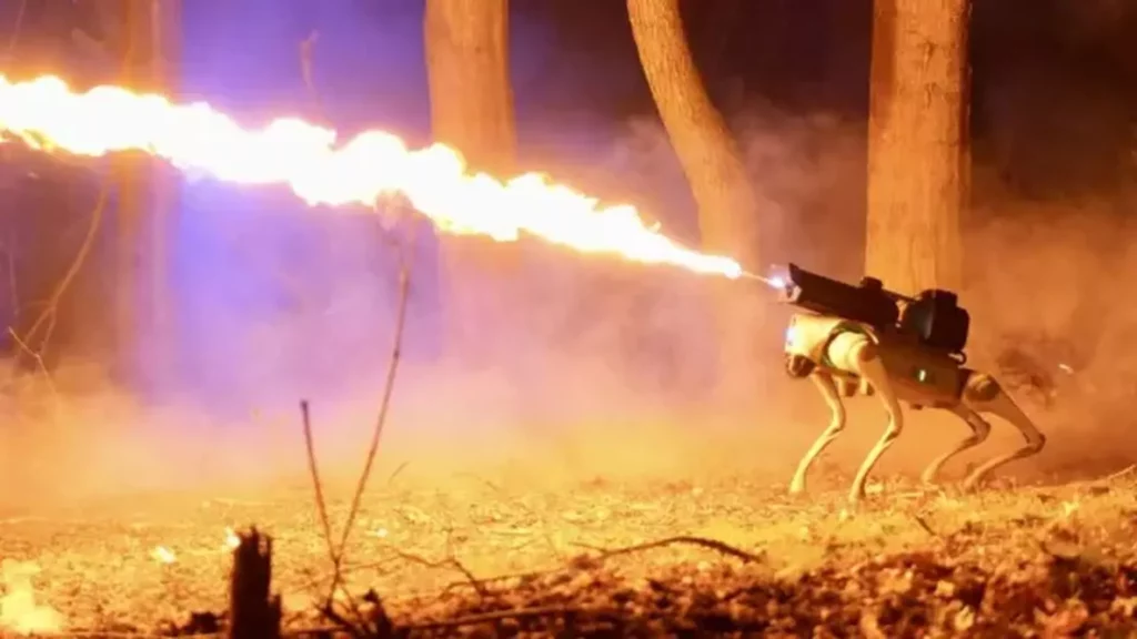 Venden el perro robot lanzallamas por menos de 10.000 dólares