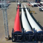 Vestas prueba palas rojas para reducir el impacto de la energía eólica marina sobre aves marinas en parques offshore.