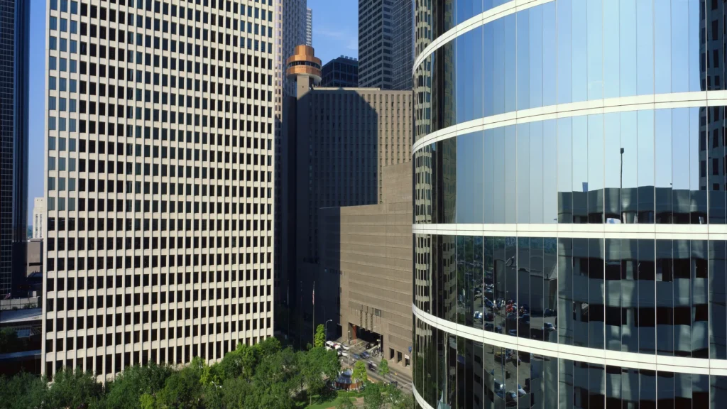 Vista del skyline de Houston, sede del Centro de Energía del Mediterráneo Oriental (EMEC), iniciativa que fortalecerá la cooperación energética entre Estados Unidos, Grecia, Chipre e Israel.