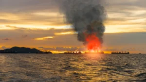Explosión en el buque W-Sapphire moviliza a la Guardia Costera en Baltimore