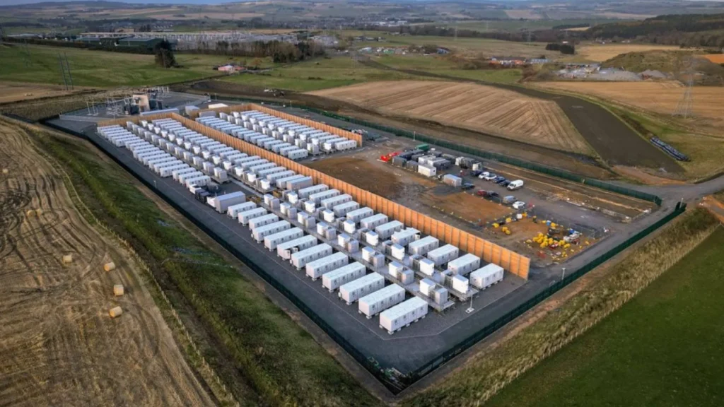La empresa Zenobē inicia la planta de baterías