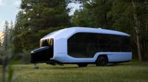 Flow: la autocaravana eléctrica perfecta para espacios reducidos