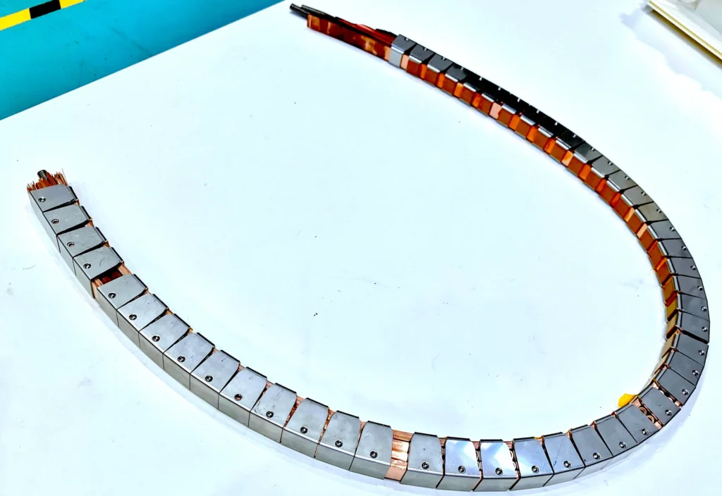 Bobina HTS probada por Helical Fusion en entorno de fusión real