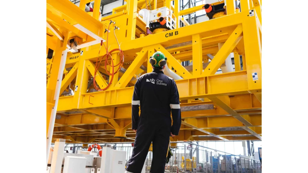 Sistema de bombeo submarino de SLB OneSubsea para bp