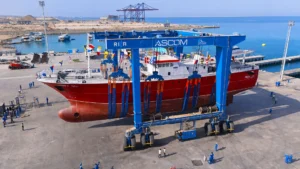 Egipto promueve su industria naval con buques pesqueros REZK 2 y REZK 3