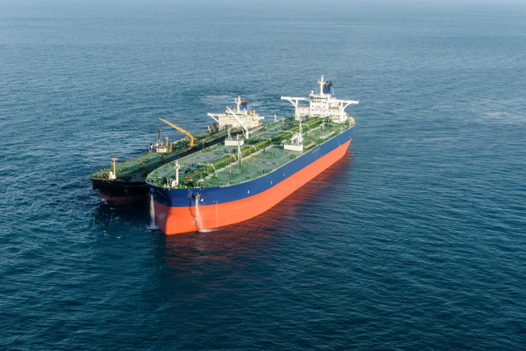 Gulf oil exports remain stable, below previous level