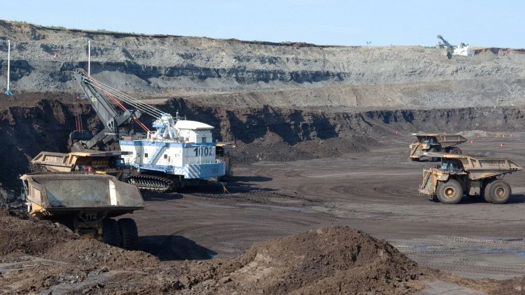 Canadian Natural pausa expansiones de arenas bituminosas en Canadá